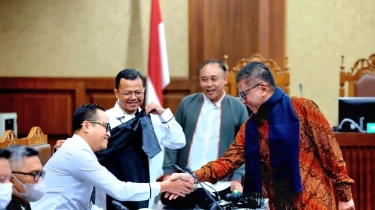 Murka! Cerita Hasto Semprot Kader PDIP Saeful Bahri Gegara 'Palak' Harun Masiku Demi Suap KPU