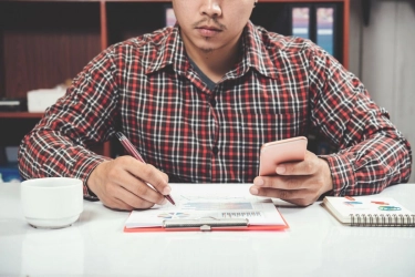 5 Zodiak yang Paling Teliti Soal Keuangan, Ada Capricorn