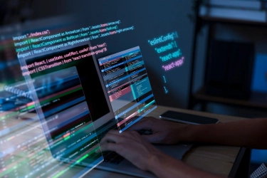 Komdigi Sebut Prompt Engineer AI Bakal Jadi Pekerjaan yang Menguntungkan