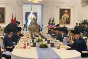 Prabowo Jamu Makan Siang PM Malaysia di Istana, Didampingi Sederet Menteri