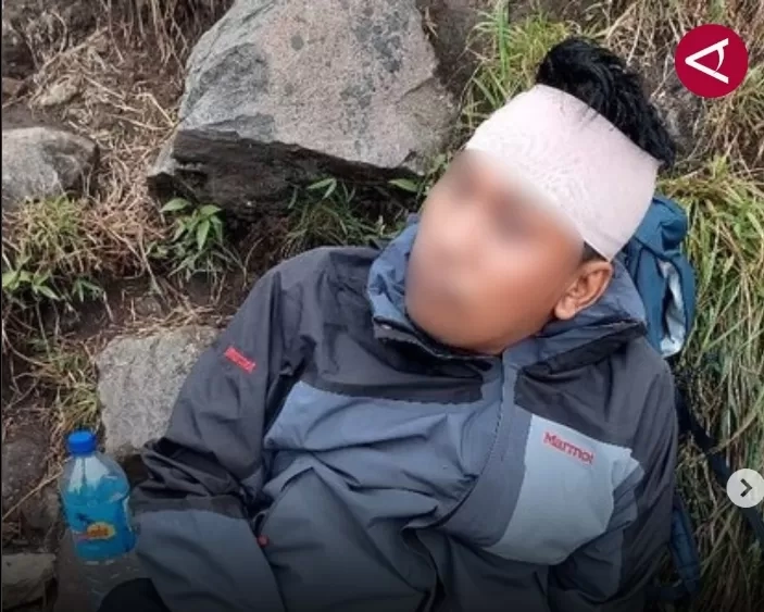 Terjatuh Usai Muncak di Gunung Rinjani, Pendaki Asal Malaysia Selamat
