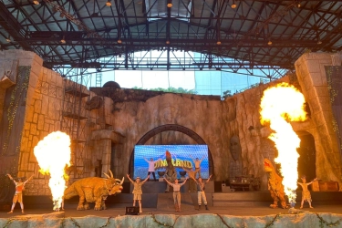 Liburan di Ancol Ada Wahana Dinoland, Berapa Harga Tiketnya?