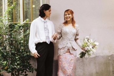 Nadin Amizah dan Faishal Tanjung Lamaran, Tampil dengan Nuansa Vintage