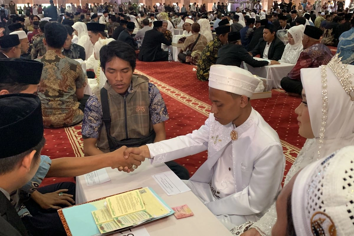 Nikah Massal 100 Pasangan di Masjid Istiqlal, Mahar Ditanggung Kemenag