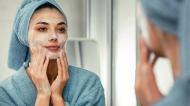 5 Pembersih Wajah yang Bagus Lengkap dengan Harga dan Cara Memilihnya