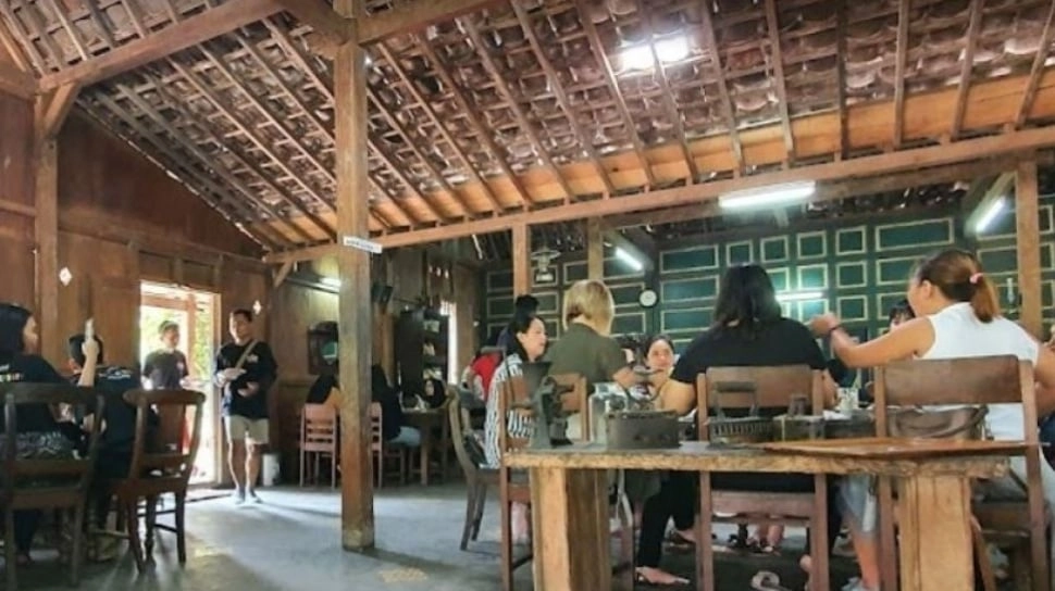 Rekomendasi 5 Resto Mirip Kopi Klotok, Suasana Masih Sepi Tanpa Antri