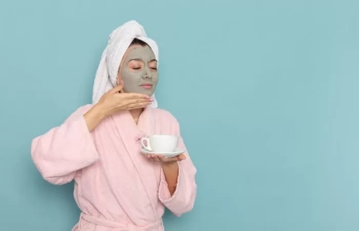 Pelajari 4 Cara Membuat Masker Daun Sirih Cina untuk Mencerahkan Wajah Hingga Mengatasi Jerawat Ini!  