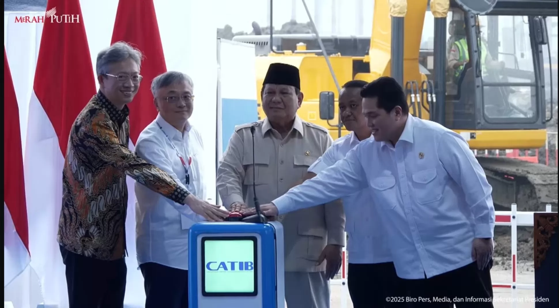 Prabowo Resmikan Ekosistem Industri Baterai Kendaraan Listrik Terintegrasi, Nilai Investasi Capai Rp 97,07 Triliun