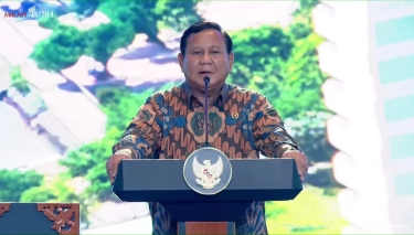 Presiden Prabowo Kaget Ada Tomy Winata saat Peresmian Industri Baterai Listrik: Muka Familiar Harus Saya Sapa