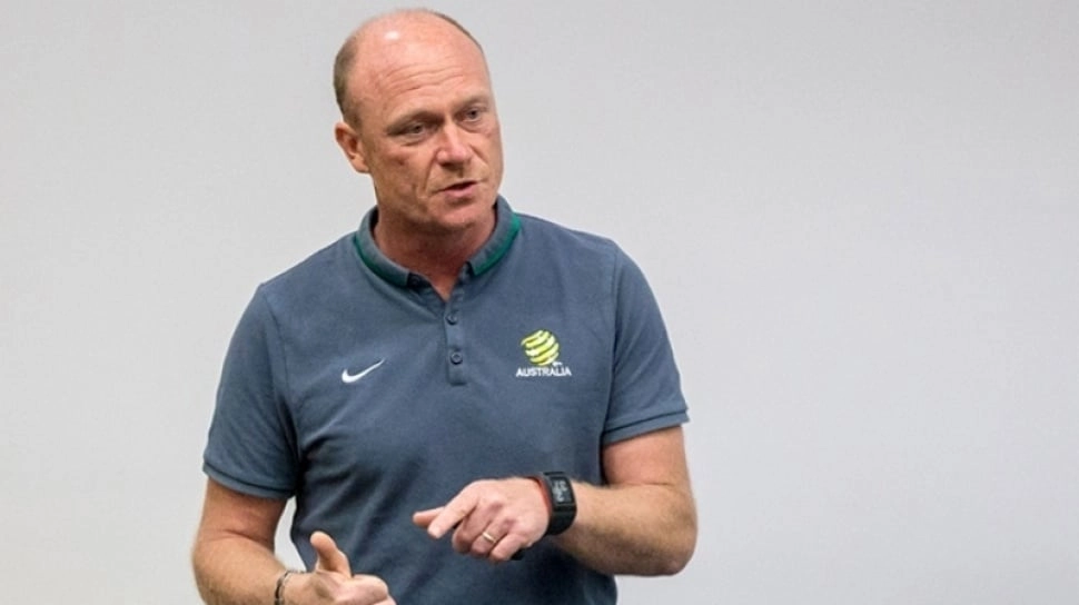 Profil Peter de Roo, Juru Taktik Belanda yang Resmi Tangani Persis Solo, Sehebat Apa?