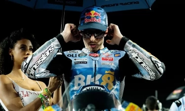 Alex Marquez Mengalami Cedera Patah Tangan Usai Alami Insiden dengan Pedro Acosta di MotoGP Belanda 2025