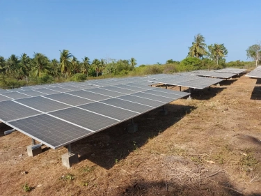 Dorong Elektrifikasi Daerah 3T, PLN Operasikan 7 PLTS di Kepulauan Madura