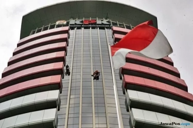 KPK Cegah 13 Orang ke Luar Negeri Berkaitan Dugaan Korupsi Pengadaan EDC pada Bank BUMN