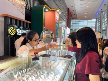Pegadaian Galeri 24 Bagi–Bagi Emas Gratis di PRJ JIEXPO Kemayoran