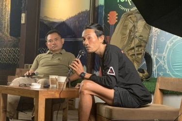 Curhat Agam, Kekurangan Alat Saat Evakuasi Juliana Marins di Gunung Rinjani