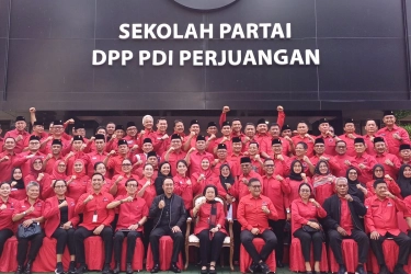 Gelar Seminar, PDI-P Tegaskan Dukung Putusan MK Gratiskan SD dan SMP Swasta