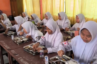 MBG Terdiri dari Makanan Siap Santap dan Kemasan Selama Libur Sekolah