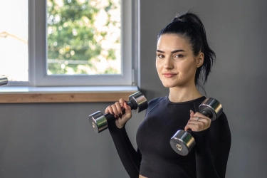 Udara Dingin Jabodetabek Bikin Malas Olahraga? Ini 4 Tips agar Tetap Aktif