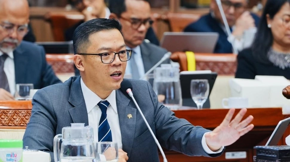 Iran Ancam Tutup Selat Hormuz, Pasokan Minyak RI di Ujung Tanduk