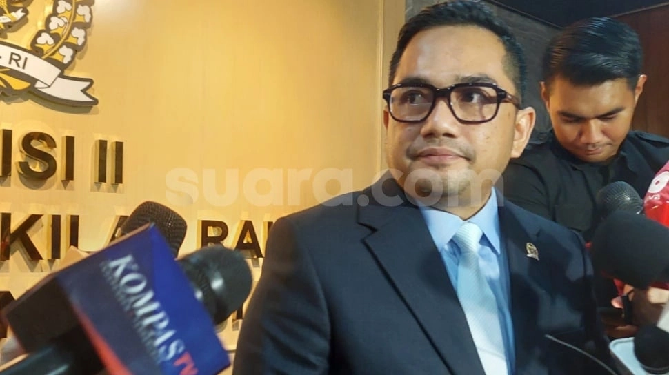 Sikapi Putusan Pemisahan Pemilu, DPR 'Sindir' MK: Sekarang Bikin Norma Sendiri