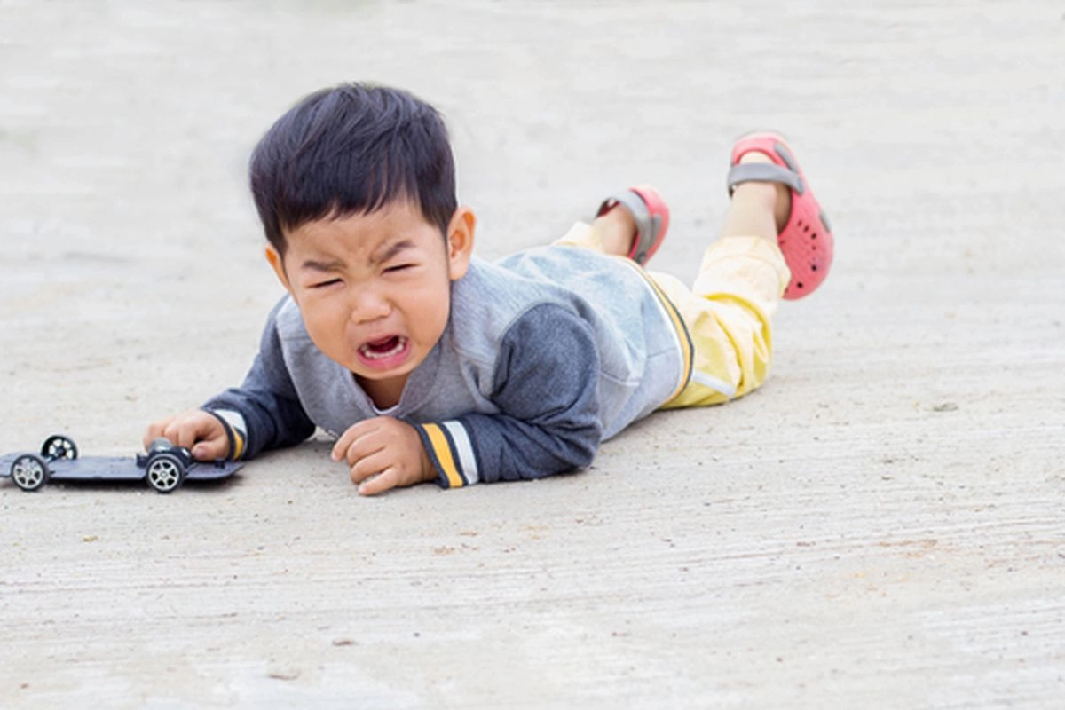 3 Tips Mengatasi Anak Tantrum dari Psikolog, Apa Saja?
