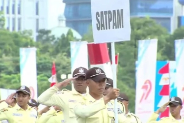 Ketika Satpam, Banser, dan Petani Ikut Defile di HUT Ke-79 Bhayangkara...