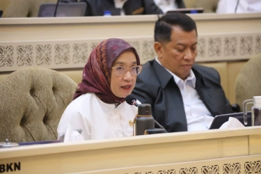 Raker dengan DPR RI, Menteri Rini Jelaskan FWA ASN: Dilakukan Sesuai Kesiapan dan Kebutuhan Organisasi