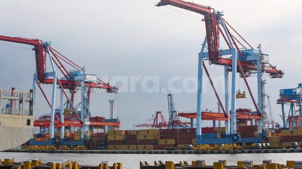 Meski Global Gonjang-ganjing, Neraca Perdagangan Indonesia Sudah Untung 61 Kali