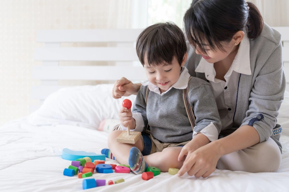 Anak Terlanjur Dekat dengan Pengasuh, Psikolog Ungkap Cara Mengatasinya
