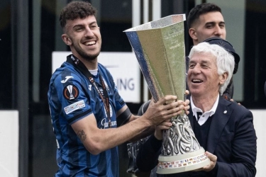 Atletico Madrid Dapatkan Bek Muda Masa Depan Italia