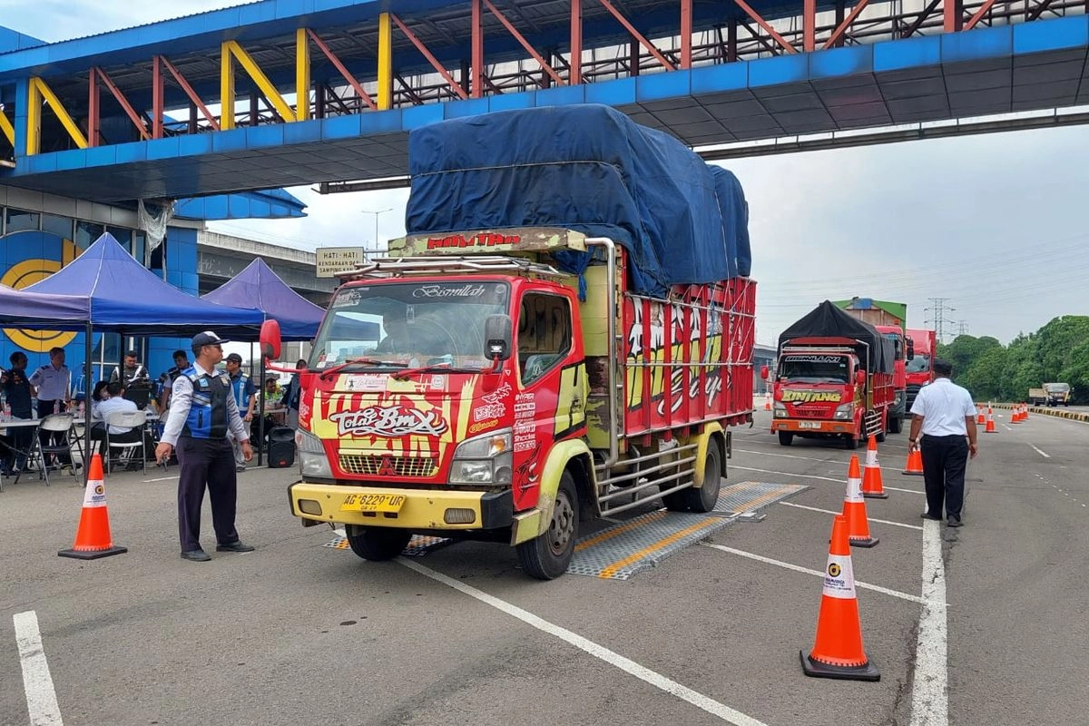 Buruh Minta Zero ODOL Ditunda, Khawatir Harga Sembako Naik