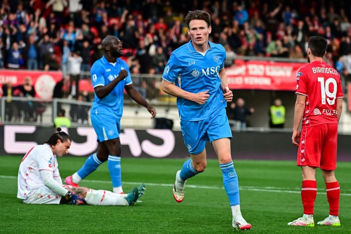 Cara Scott McTominay Nikmati Napoli pada Pagi Hari