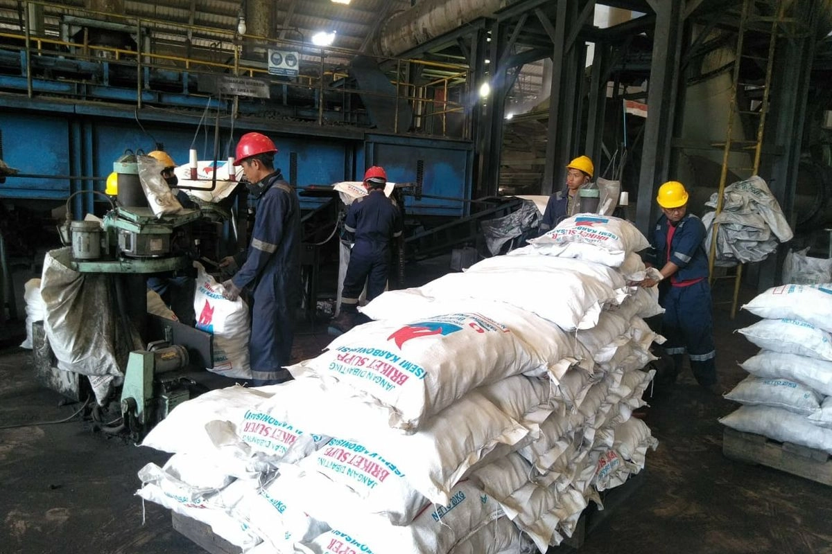 Perkuat Hilirisasi Batu Bara, Bukit Asam Produksi Briket sebagai Energi Alternatif