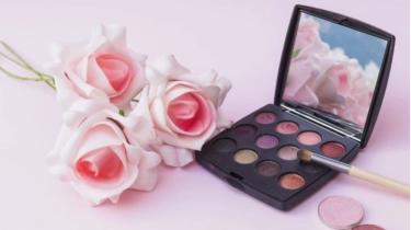 5 Paket Makeup Lokal yang Cocok untuk Seserahan: Harga Terjangkau, Isi Lengkap!