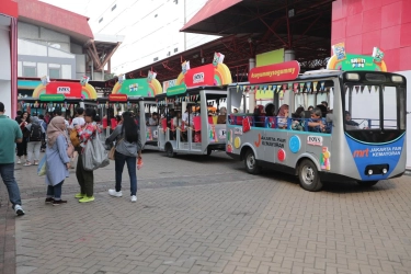 Ada Bus Wara Wiri di PRJ 2025, Cek Lokasi dan Tarifnya