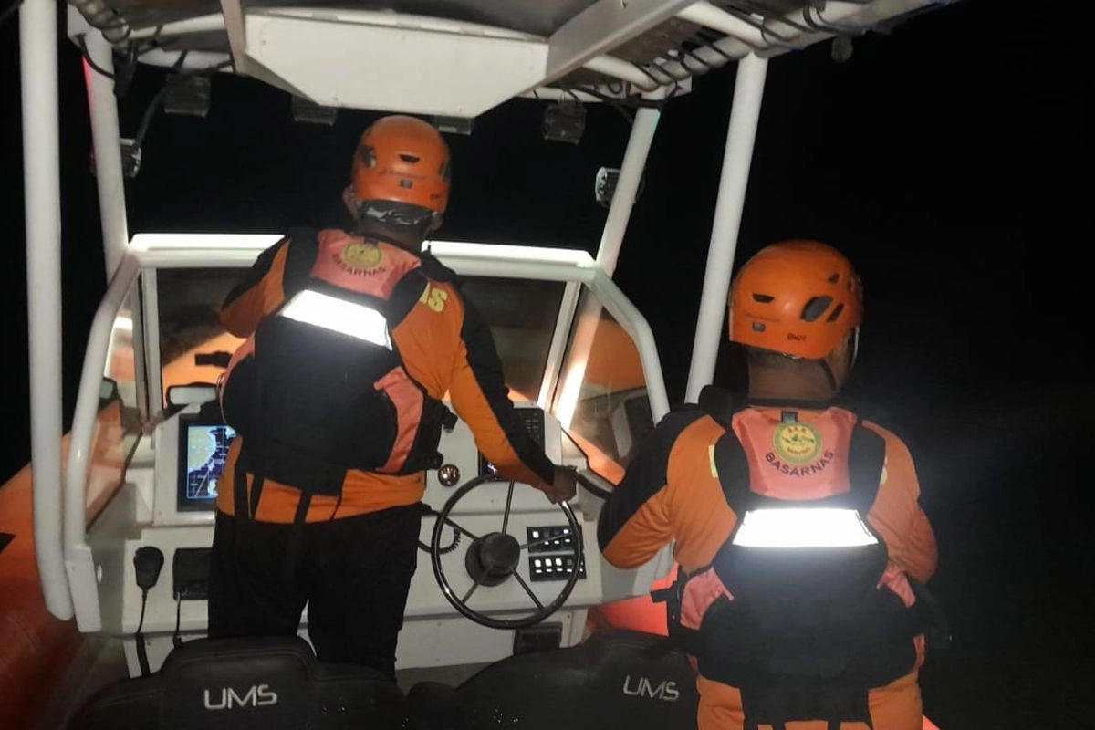 KMP Tunu Pratama Jaya Tenggelam di Selat Bali, ASDP: Kapal Alami Blackout Pukul 23.35 WIB