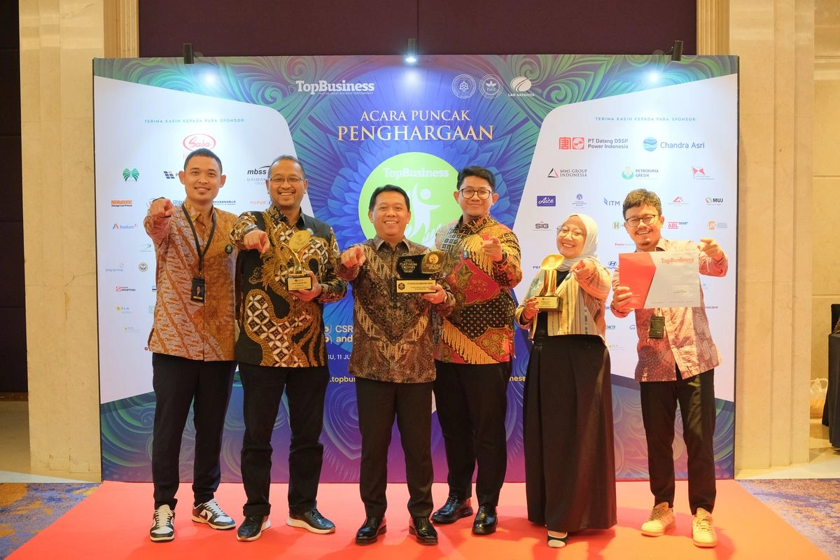 Pupuk Kaltim Raih 3 Penghargaan Tertinggi di Ajang TOP CSR Awards 2025
