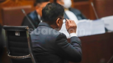 Breaking News! Hasto Dituntut 7 Tahun Penjara: Dalang Suap dan Perintangan Kasus Harun Masiku?