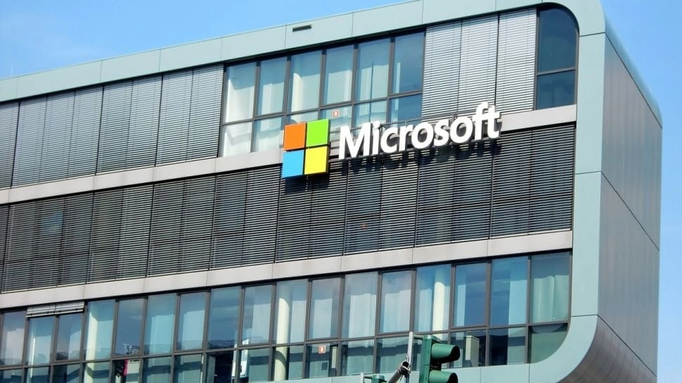 Lebih Pilih AI, Microsoft PHK 9.000 Karyawan