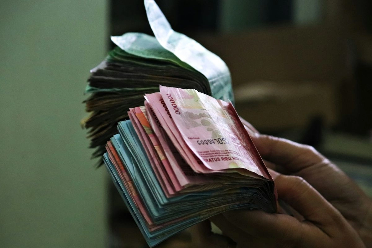 Rupiah Terus Melemah, Simak Kurs Rupiah di 5 Bank Besar Indonesia