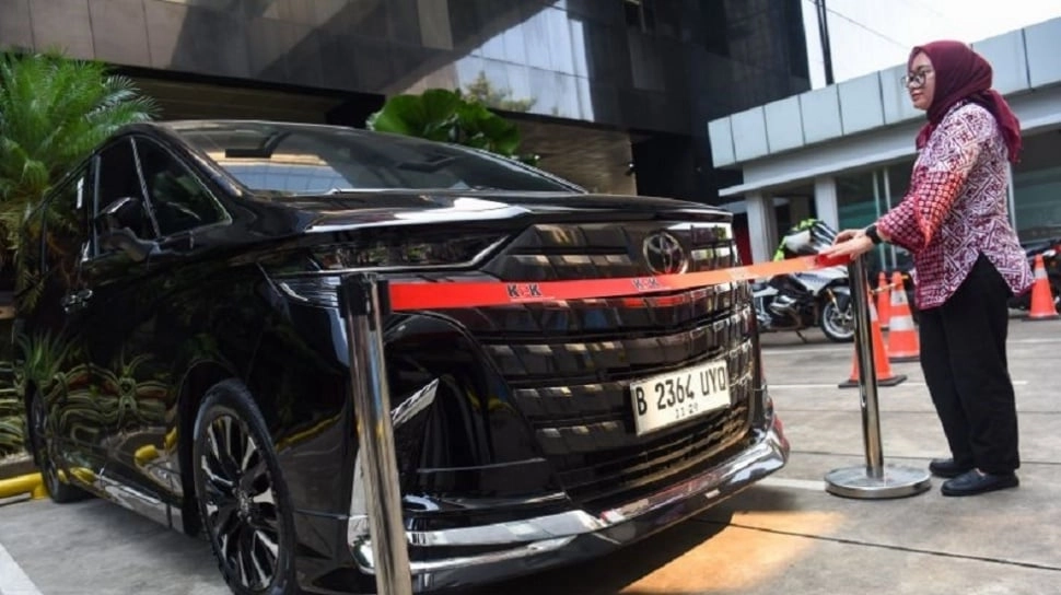 Drama Alphard Eks Wamenaker Immanuel Ebenezer: Disita KPK, Ternyata Cuma Mobil Sewaan Kementerian