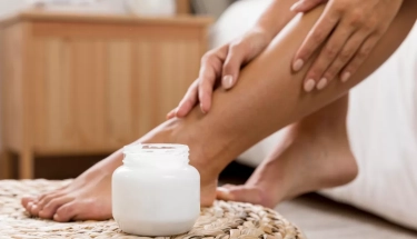 Kulit Kaki Kasar dan Menebal? Simak 4 Penyebab Kapalan dan Cara Menghilangkan yang Aman