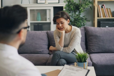 Berani Curhat Saat Stres Tanda Kamu Punya Mental Sehat Menurut Psikolog