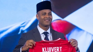 Berapa Gaji Patrick Kluivert? Dihujat usai Timnas Indonesia Kalah Lawan Arab Saudi