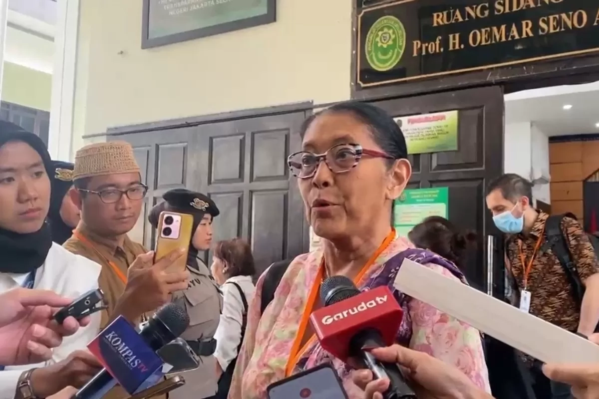 Beri Dukungan Hadir di Sidang Praperadilan, Jajang C Noer: Jaksa-Hakim Bisa Lihat bahwa Nadiem Orang Baik