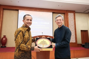 Papua Jadi Prioritas, Mentrans Buka Peluang Investasi dan Beasiswa dari China