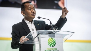 Kejar Target 80 GW PLTS Desa, Bahlil Kirim Tim ke India Pelajari Listrik Murah 3 Sen/KWh