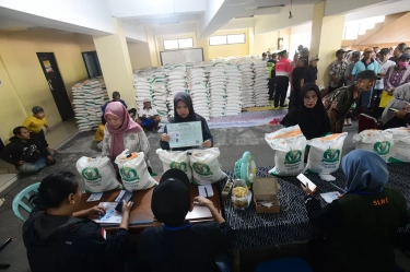 Nggak Mau Terkendala Cairin Bansos PKH dan BPNT? Perhatikan 5 Hal Ini