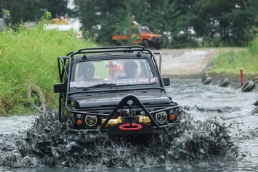 Wisata OffRoad Hutan Cemara Pakal Dongkrak Ekonomi Komunitas