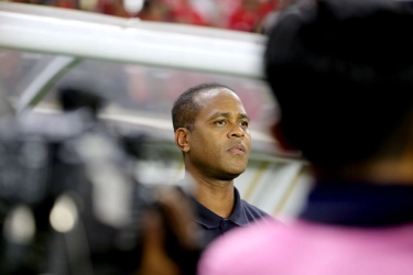 Legenda Timnas Indonesia Sarankan Patrick Kluivert Mundur Secara Kesatria